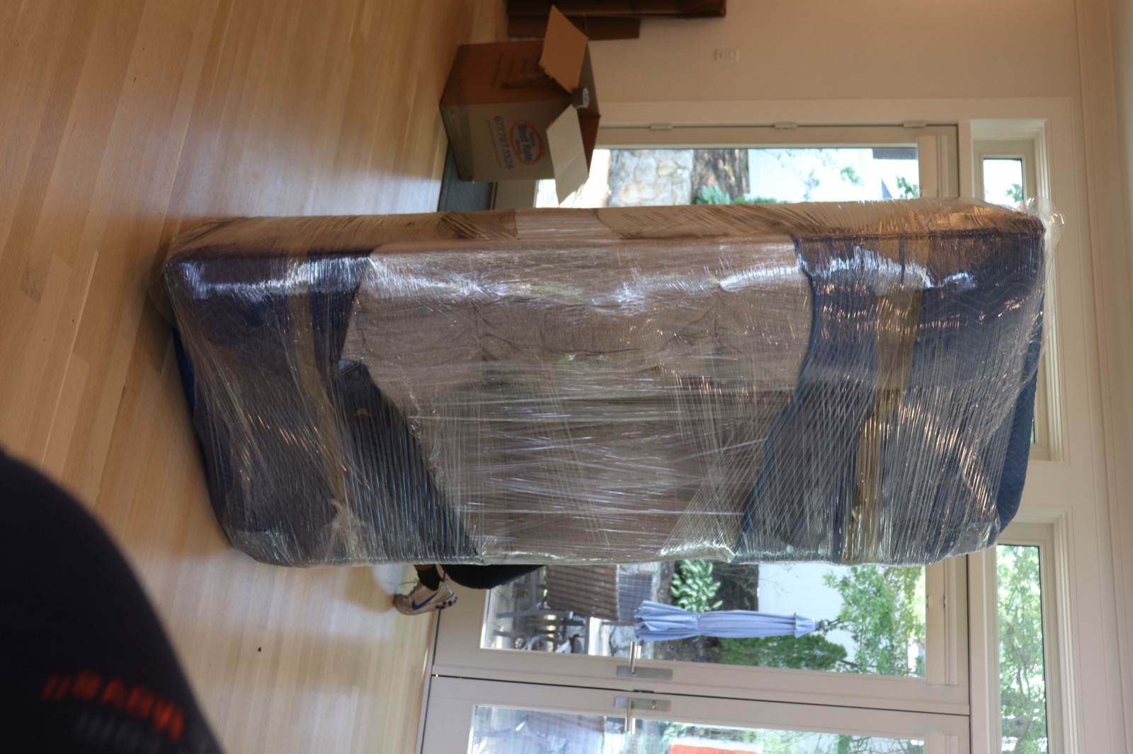 Boston Best Rate Movers handling appliances